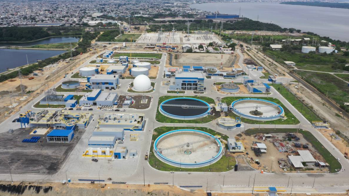 obra de aguas residuales